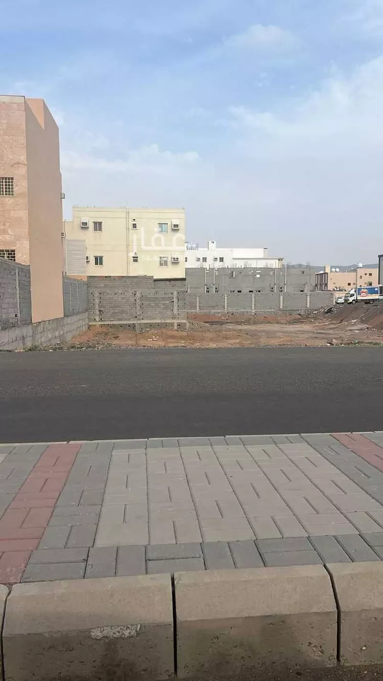 Land for Sale in Medina Warqan