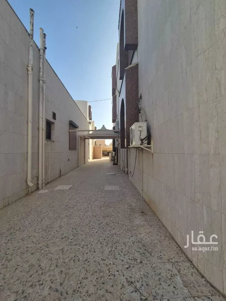 فيلا للبيع في شارع قاسم الجامعي, حي الروضة, مدينة جدة, منطقة مكة المكرمة 11