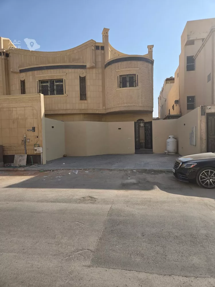 Villa for Sale in Riyadh As Sahafah