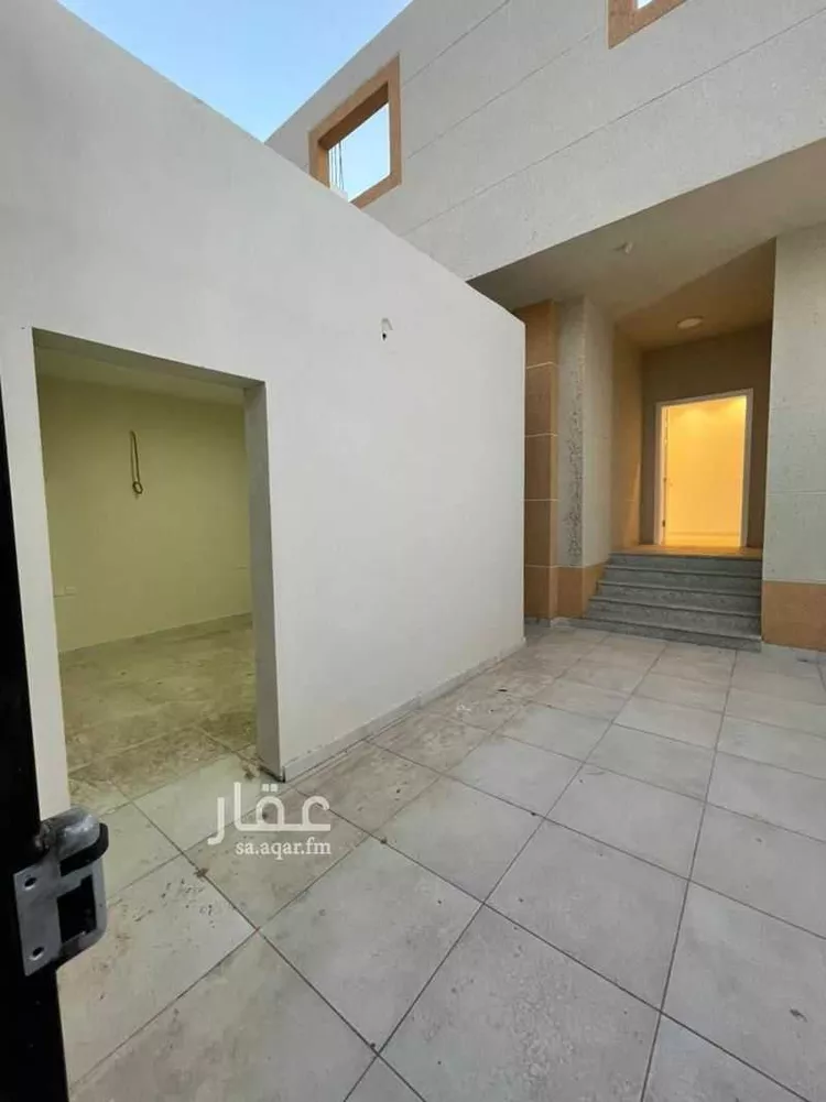 فيلا للبيع في شارع حمد خصيوي حمد المزيني, حي الخضراء, مدينة المدينة المنورة, منطقة المدينة المنورة صورة 3