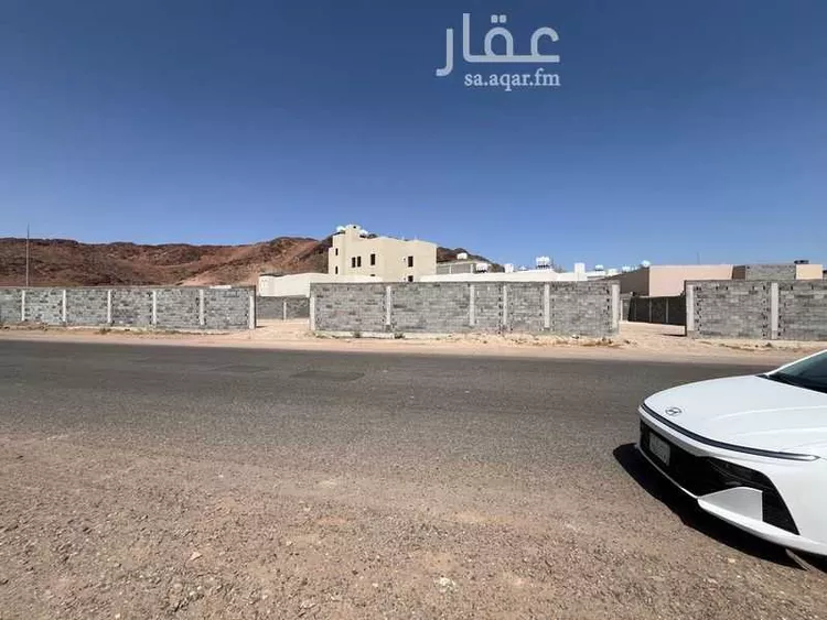 أرض للبيع في شارع احمد بن محمد بن بكر النسائي ، حي النقس ، المدينة المنورة ، منطقة المدينة المنورة 1 صورة