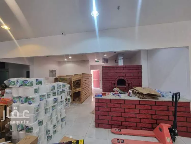 محل للبيع في شارع اسحاق بن يحيى ، حي النخيل ، بريدة ، بريدة صورة 3