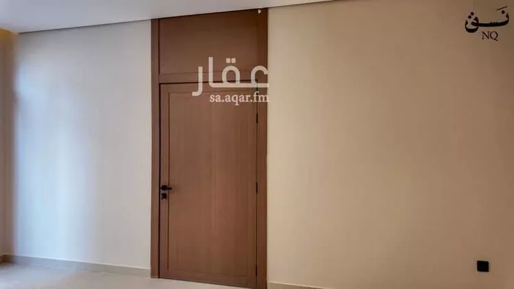 Floor for Sale in Riyadh Dirab 8