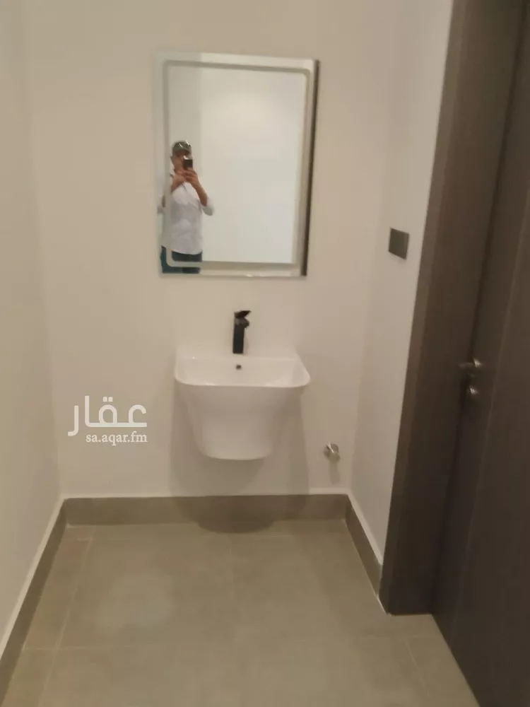 فيلا للإيجار في شارع البساله, حي القادسية, مدينة الرياض, منطقة الرياض 8