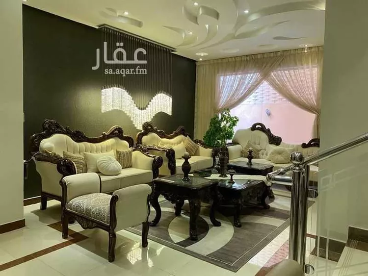 فيلا للبيع في شارع جميلة بنت اوس المرية, حي الأخباب, مدينة الطائف, منطقة مكة المكرمة صورة 2