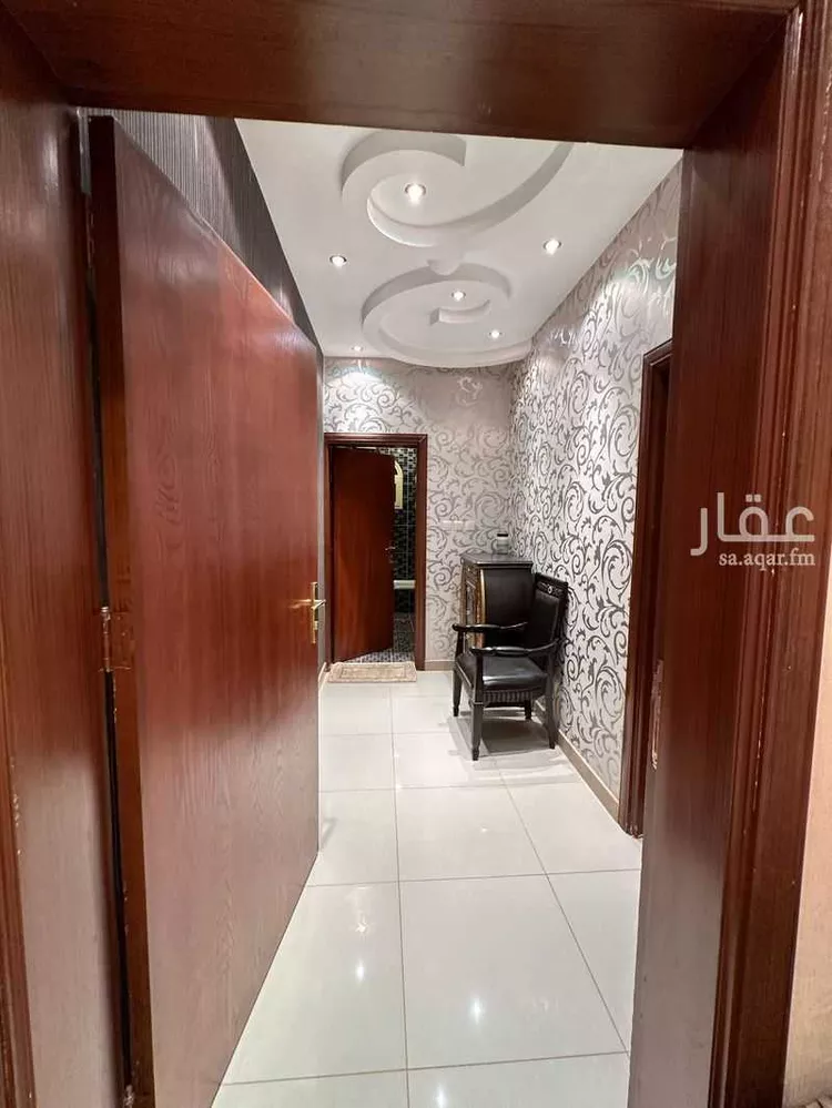 فيلا للبيع في شارع اياس ابن ثعلبة, حي الأخباب, مدينة الطائف, منطقة مكة المكرمة 12