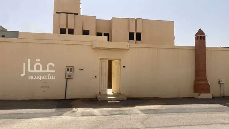 فيلا للبيع في شارع عبدالله بن مسعود ، حي الجنادرية ، ثادق ، ثادق