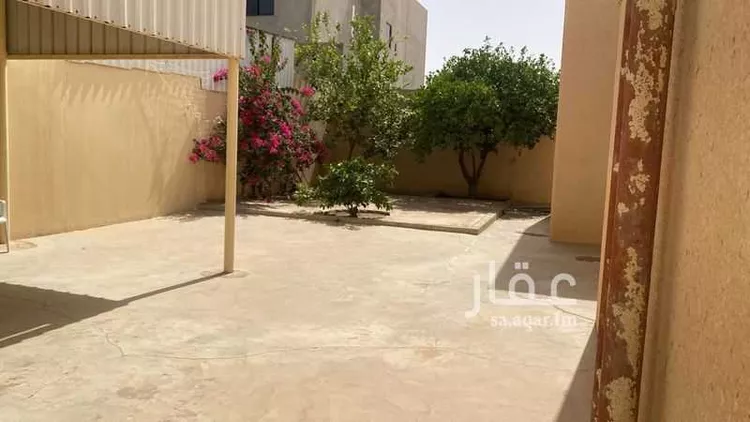 فيلا للبيع في طريق الملك عبدالعزيز ، حي الجنادرية ، ثادق ، ثادق صورة 3