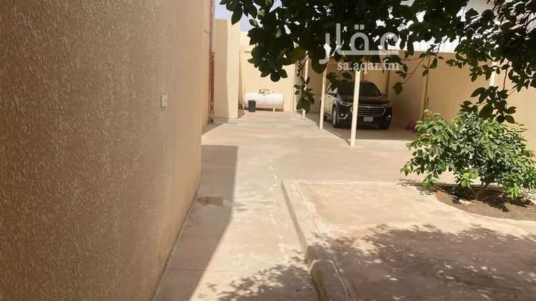 فيلا للبيع في شارع عبدالله بن مسعود ، حي الجنادرية ، ثادق ، ثادق صورة 4