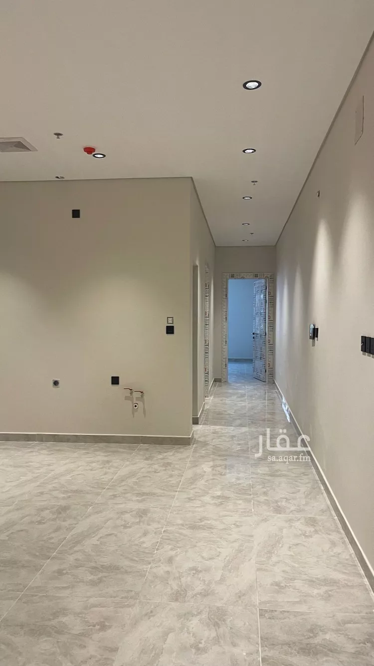 شقة للبيع في شارع القرية العليا, حي الحمراء, مدينة الخبر, المنطقة الشرقية صورة 2