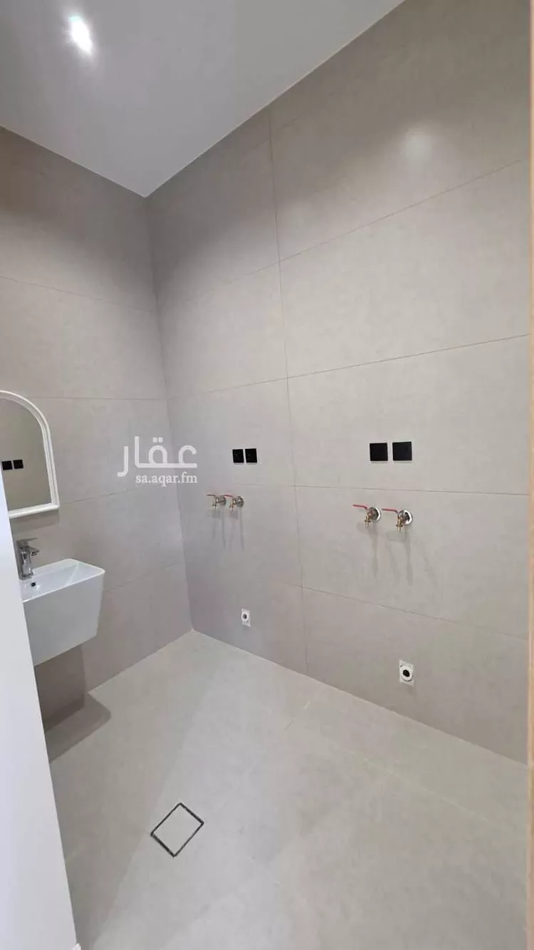 فيلا للبيع في شارع 30 التعاون, حي التعاون, مدينة أبها, منطقة عسير 18