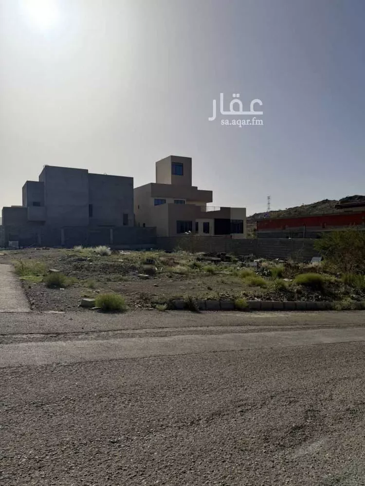 أرض للبيع في شارع خلاد الزرقي ، حي الشروق ، الباحة ، العقيق