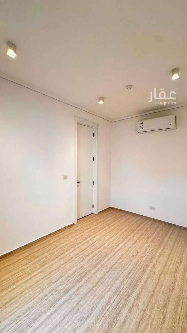فيلا للبيع في شارع ابي بكر الصديق, حي العارض, مدينة الرياض, منطقة الرياض 7