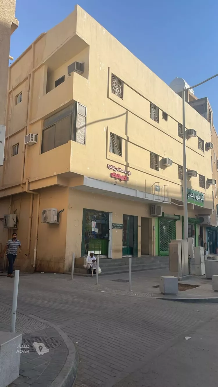 عمارة للبيع في شارع ابي الوفاء الرقي, حي الشميسي, مدينة الرياض, منطقة الرياض 2