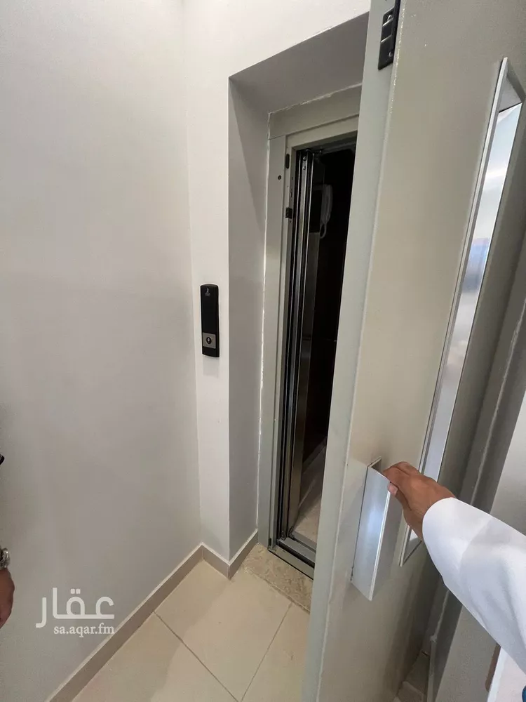 فيلا للإيجار في شارع الربيع بن زياد بن عبد الله, حي الزمرد, مدينة جدة, منطقة مكة المكرمة 9