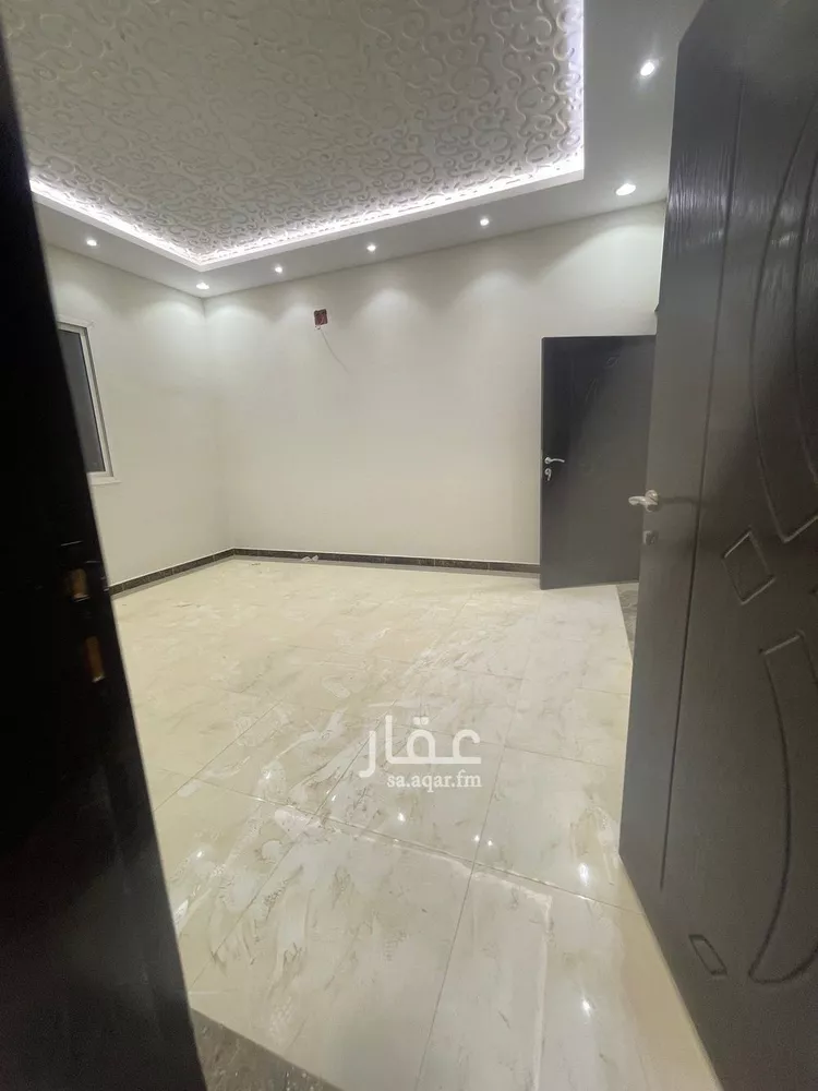 فيلا للبيع في شارع عبدالله بن حماد الشبيلي, حي الرمال, مدينة الرياض, منطقة الرياض صورة 4