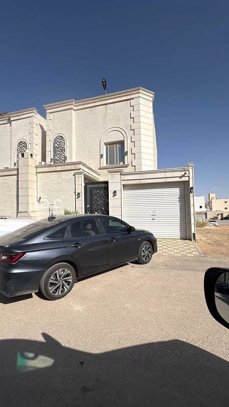 فيلا للإيجار في شارع غصين بن براق ، حي المهدية ، الرياض ، منطقة الرياض صورة 3