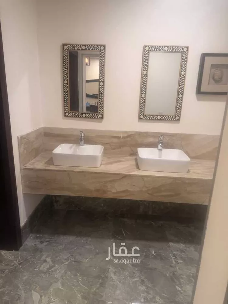 فيلا للبيع في شارع الفضل, حي البحيرة, مدينة الخبر, المنطقة الشرقية صورة 4