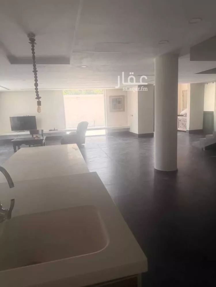 فيلا للبيع في شارع الفضل, حي البحيرة, مدينة الخبر, المنطقة الشرقية صورة 2