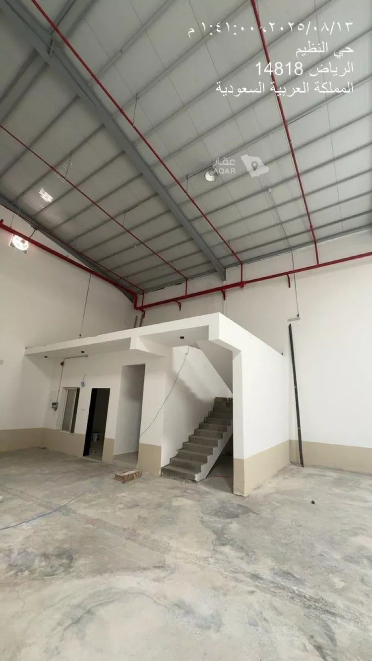 مستودع للبيع في شارع لايوجد, حي النظيم, مدينة الرياض, منطقة الرياض 4
