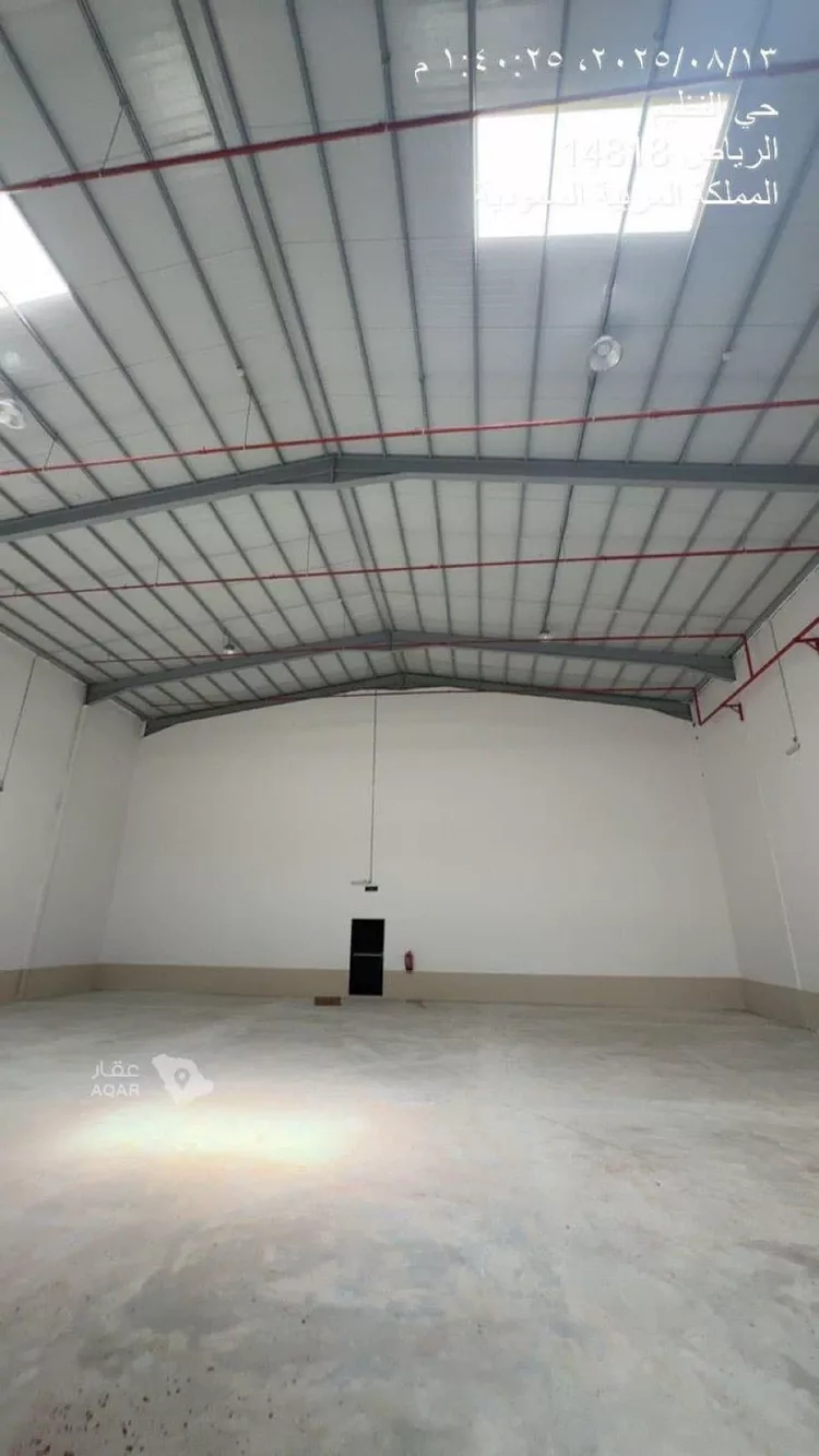 مستودع للبيع في شارع لايوجد, حي النظيم, مدينة الرياض, منطقة الرياض 5