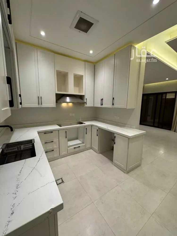 شقة للبيع في شارع احمد بن سعيد ابن الهندي, حي العارض, مدينة الرياض, منطقة الرياض 7