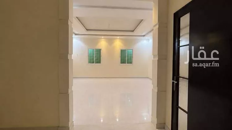 فيلا للبيع في شارع جبل المشايخ, حي القادسية, مدينة الرياض, منطقة الرياض صورة 3