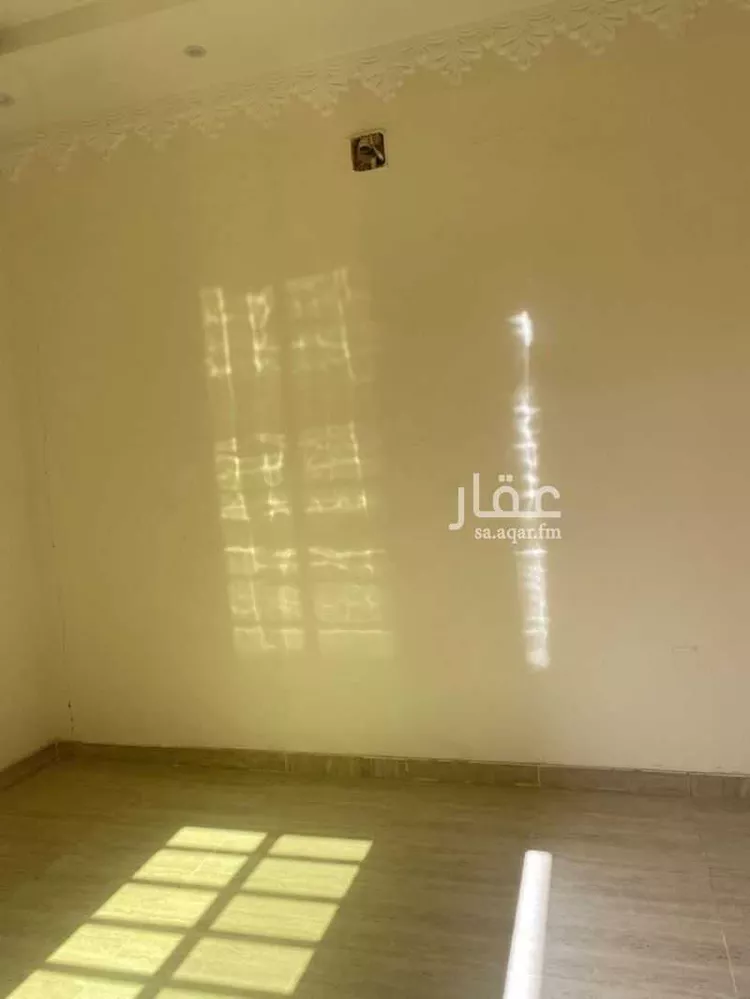 فيلا للبيع في شارع جبل الأبرة, حي بدر, مدينة الرياض, منطقة الرياض 6