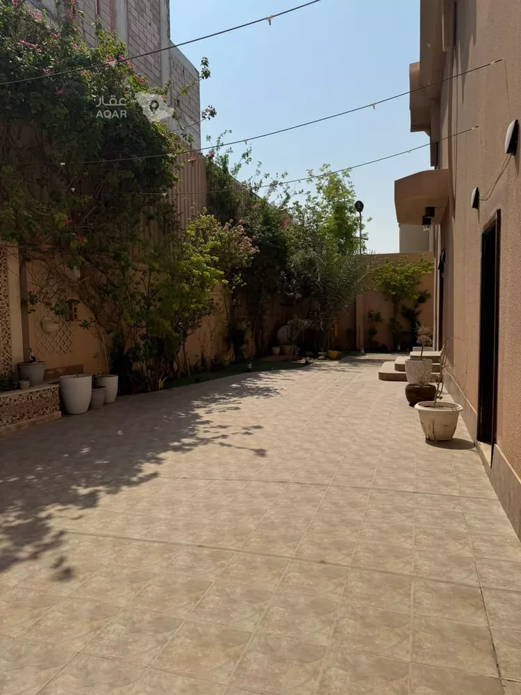 فيلا للبيع في شارع العباس بن الاحنف ، حي المصيف ، الرياض ، منطقة الرياض صورة 4