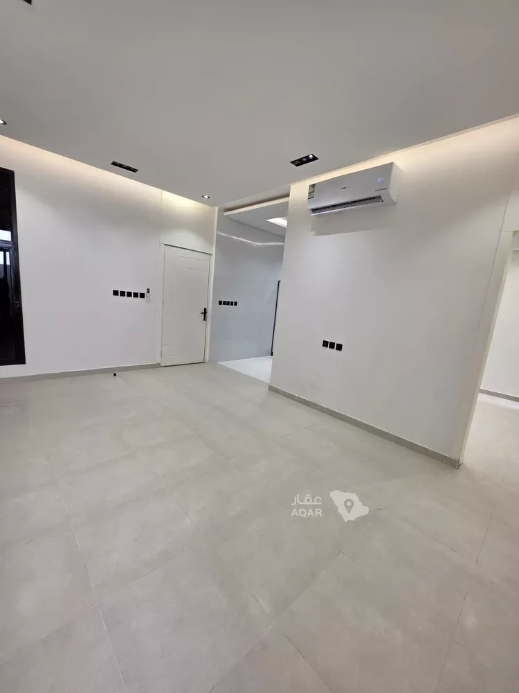 Apartment for Rent in Riyadh Al Janadriyah 12
