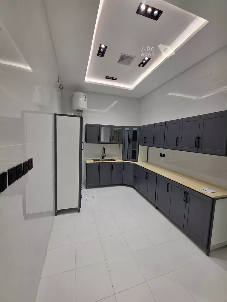 Apartment for Rent in Riyadh Al Janadriyah 8