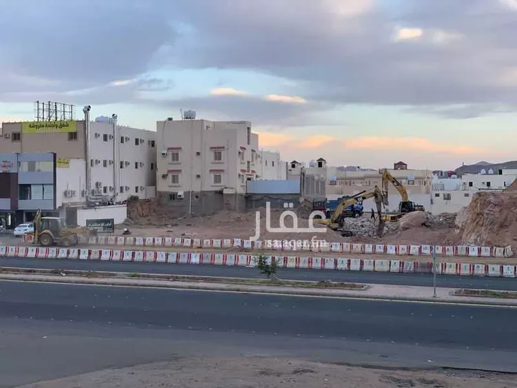 أرض للإيجار في شارع الامام مسلم ، حي قلعة مخيط ، المدينة المنورة ، منطقة المدينة المنورة