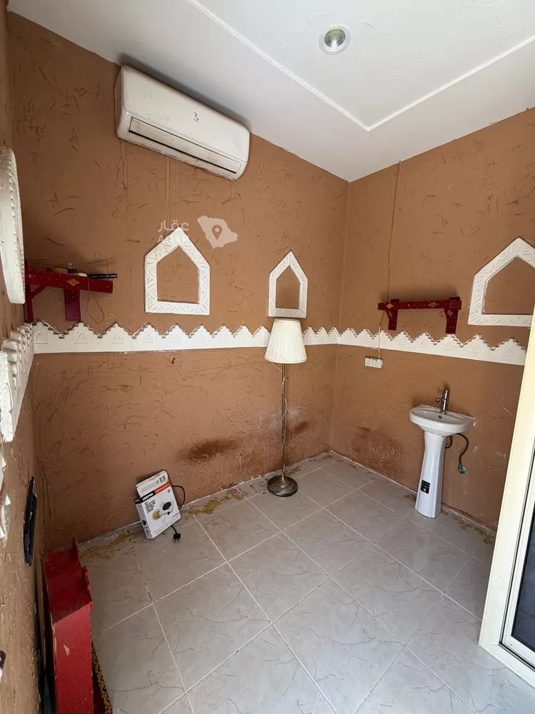 Room for Rent in Riyadh Dhahrat Namar