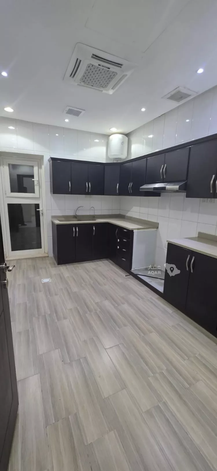 Floor for Rent in Riyadh An Narjis 12