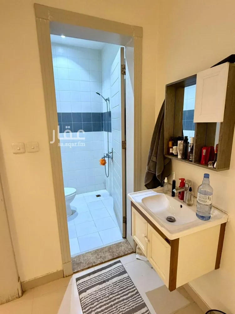 شقة للإيجار في شارع رقم 360, حي الملقا, مدينة الرياض, منطقة الرياض صورة 2