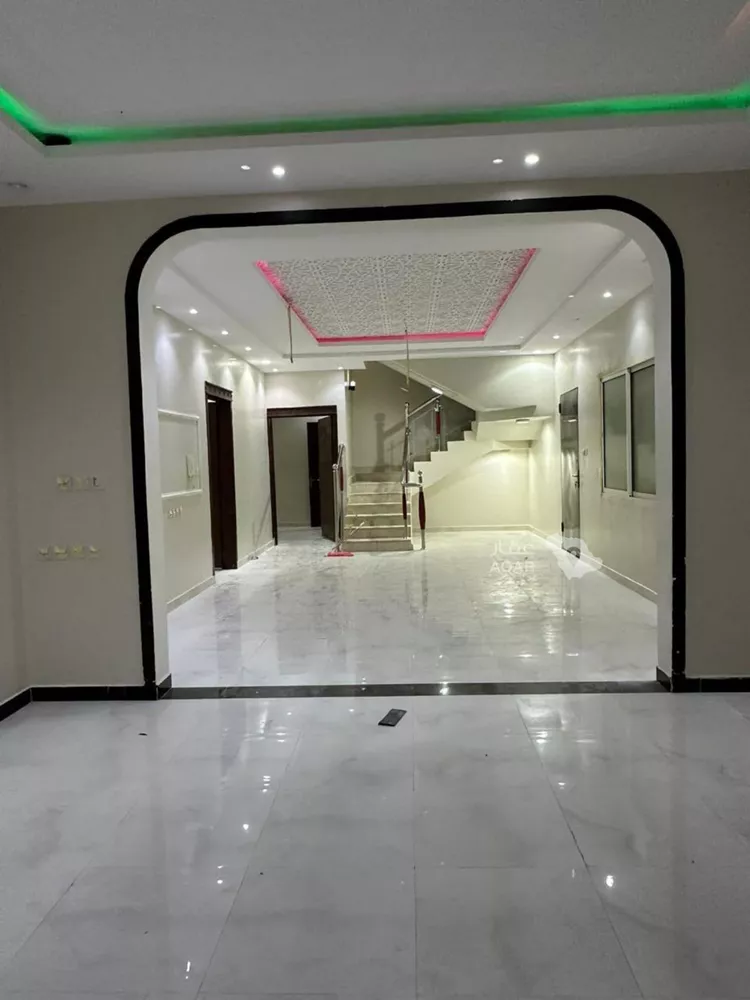 Villa for Sale in Riyadh Ar Rimal 2