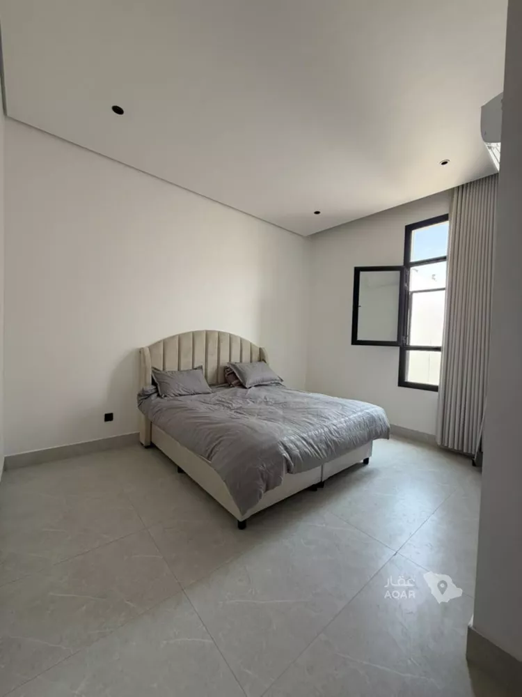 Floor for Rent in Riyadh Al Arid 4