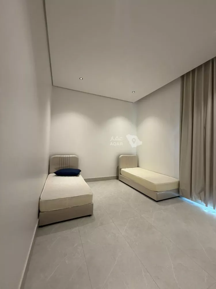 Floor for Rent in Riyadh Al Arid 7