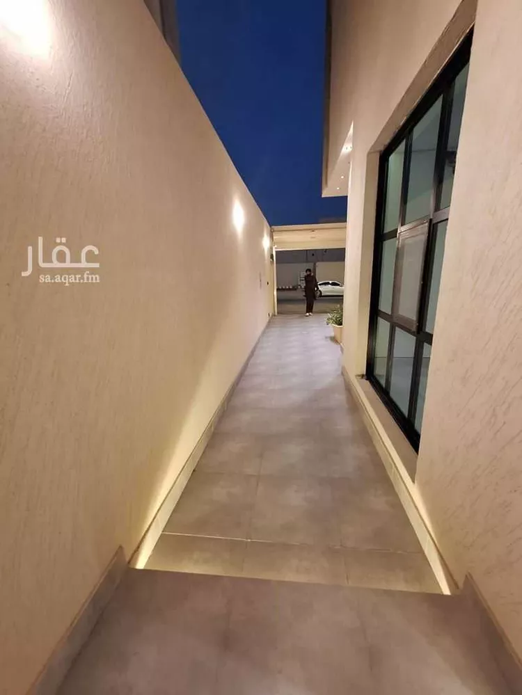 فيلا للبيع في شارع أبي جعفر الصيدلاني, حي الفاروق, مدينة الرياض, منطقة الرياض صورة 3