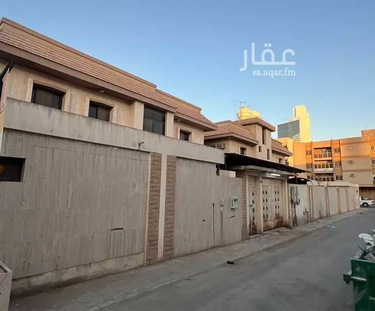 فيلا للبيع في شارع السيوطي, حي النموذجية, مدينة الرياض, منطقة الرياض صورة 2