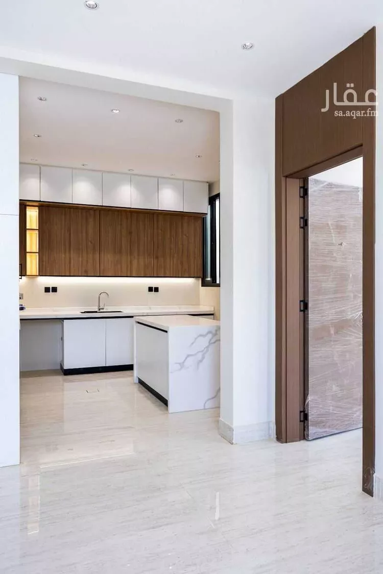 Floor for Sale in Riyadh Badr