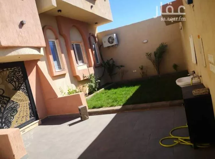 فيلا للبيع في شارع علي ابن ظافر ابن الحسين, حي الملك فهد, مدينة المدينة المنورة, منطقة المدينة المنورة صورة 3