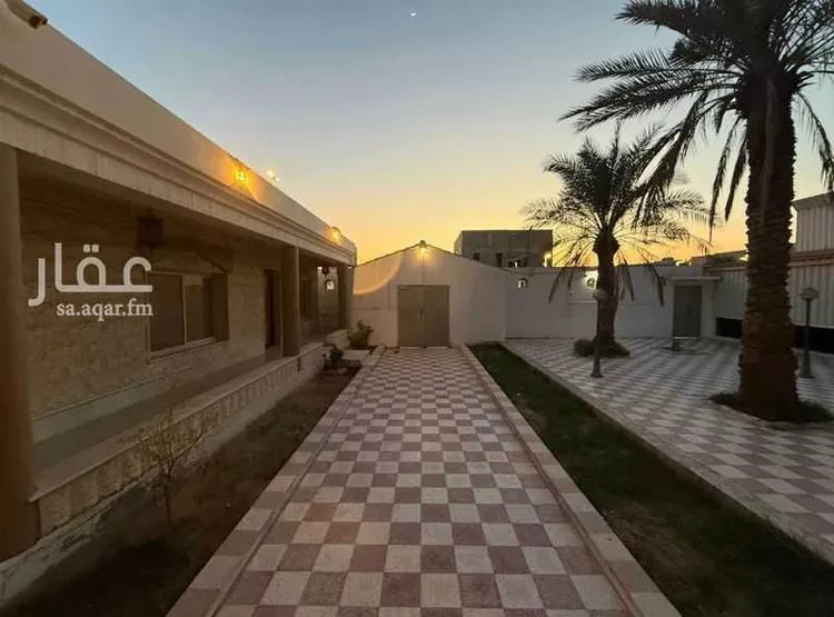 فيلا للبيع في شارع ابن البيطار, حي الجامعيين, مدينة الدمام, المنطقة الشرقية