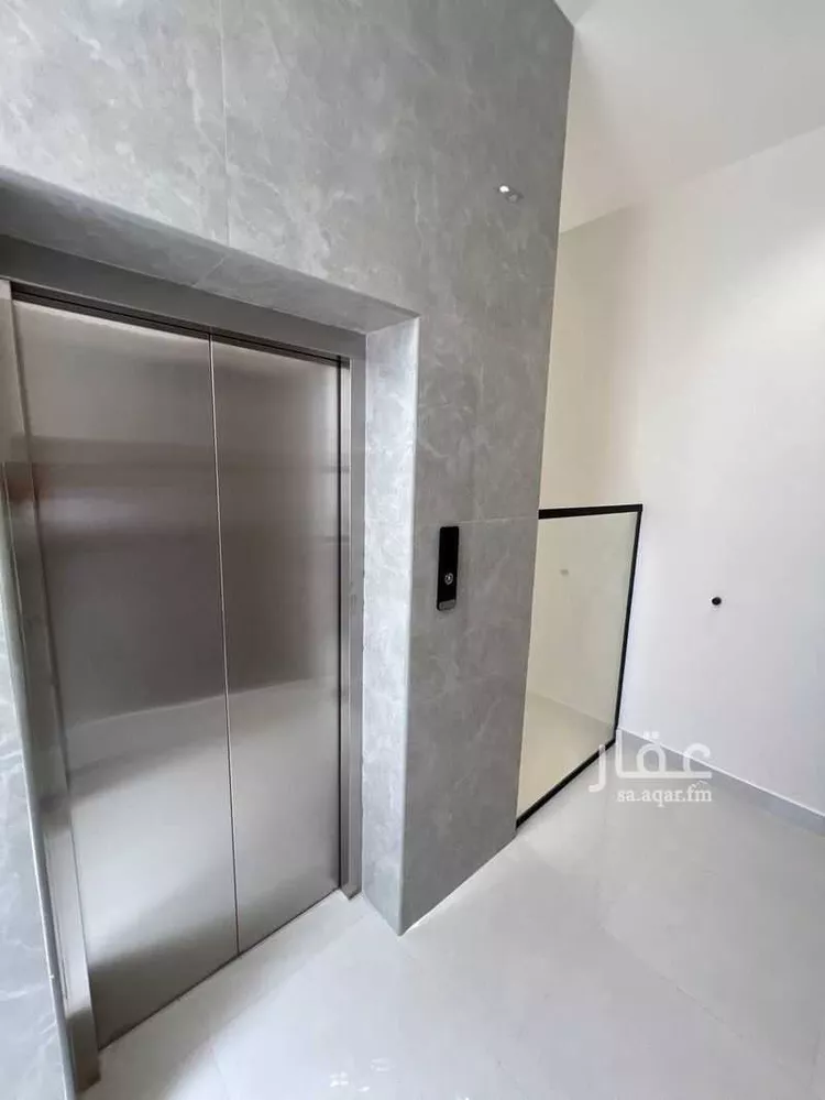 Floor for Sale in Riyadh An Nahdah 12