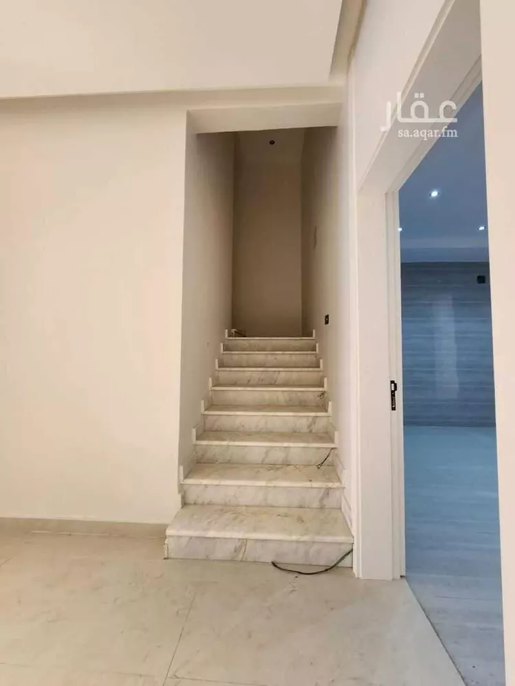 فيلا للبيع في شارع ابن اللبودي, حي السويدي, مدينة الرياض, منطقة الرياض 7