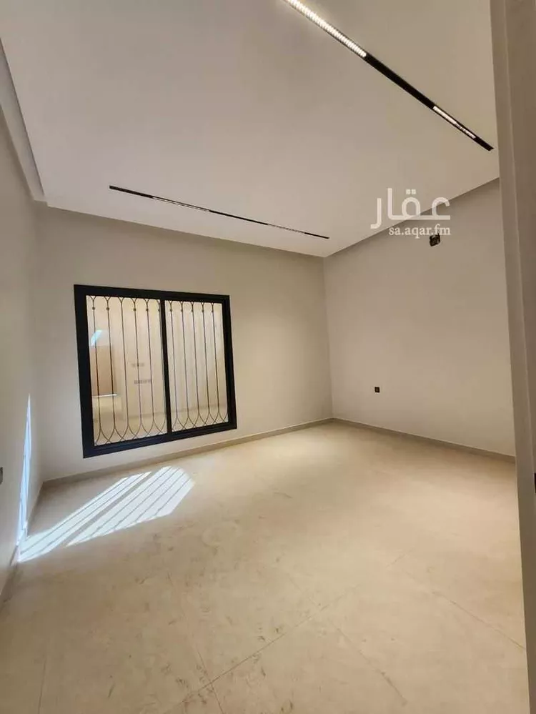 فيلا للبيع في شارع ابن اللبودي, حي السويدي, مدينة الرياض, منطقة الرياض 11