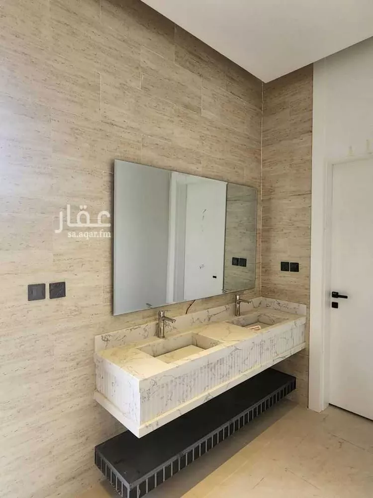 فيلا للبيع في شارع ابن اللبودي, حي السويدي, مدينة الرياض, منطقة الرياض 13