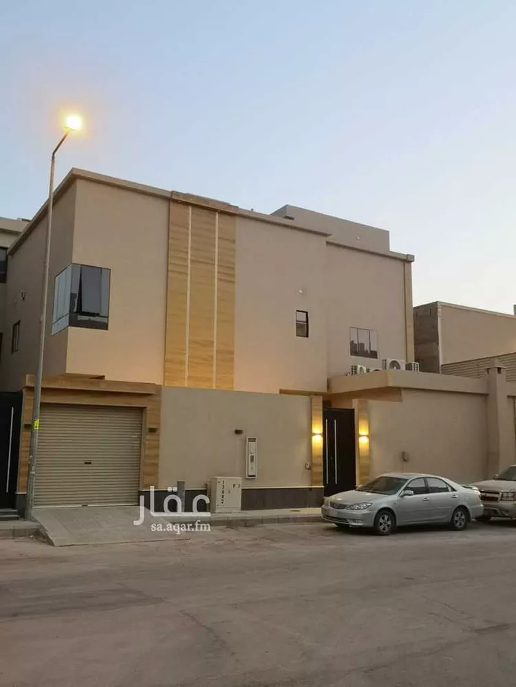 فيلا للبيع في شارع السر, حي العريجاء الأوسط, مدينة الرياض, منطقة الرياض