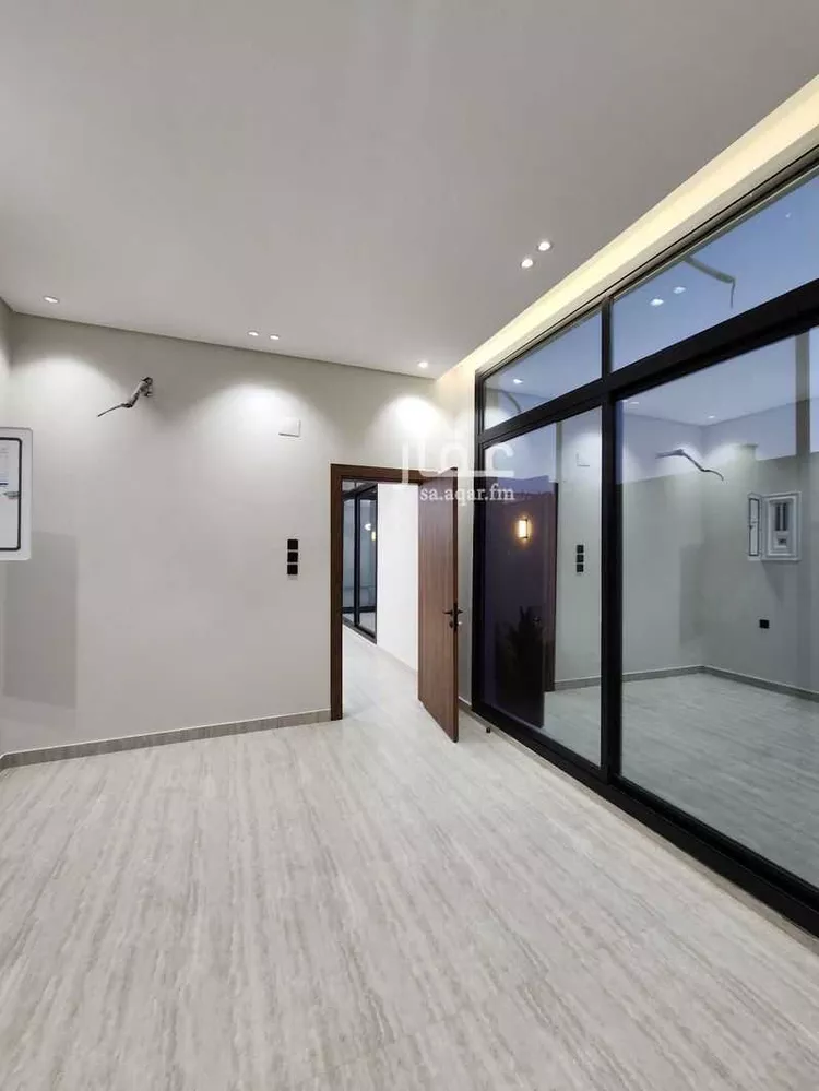 دور للبيع في شارع عامر ابن شراحيل الشعبي, حي الرحمانية, مدينة جدة, منطقة مكة المكرمة صورة 2
