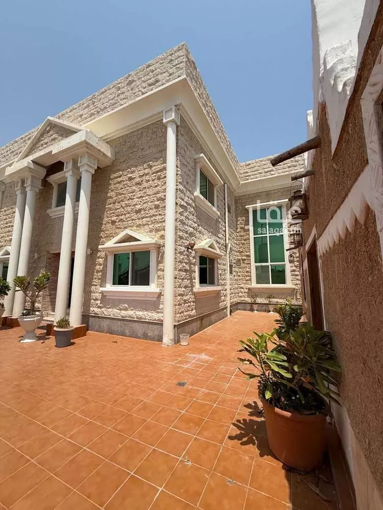 Villa for Sale in Dammam Ash Shati Al Gharbi 11